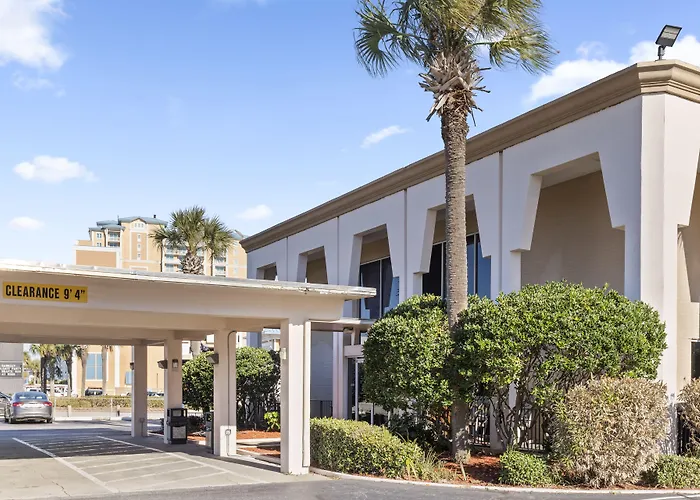 Ocean Crest Inn And Suites
